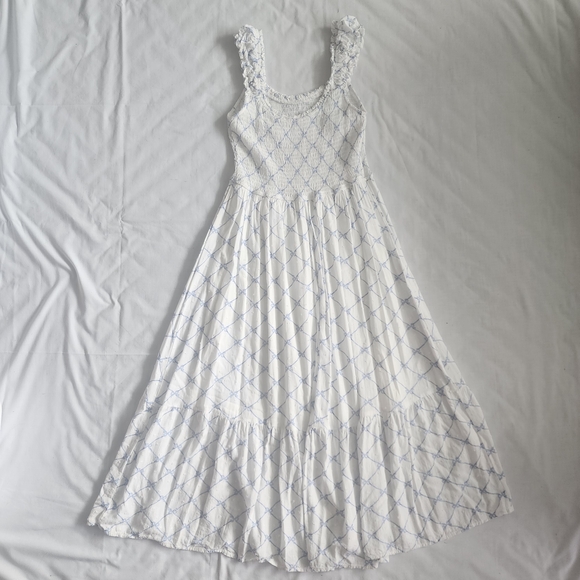 Blu Pepper White Smocked Midi Dress Womens Size M Blue Bow Pattern Coquette Doll - Picture 10 of 13